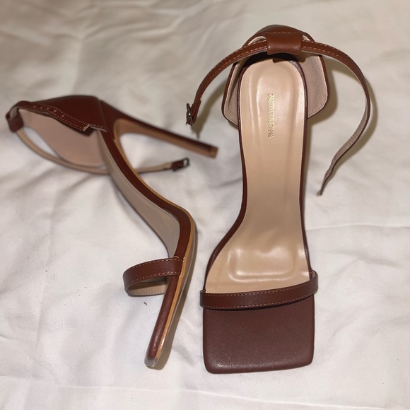 Square toe Sexy Barely there heels! - Picture 2 of 4